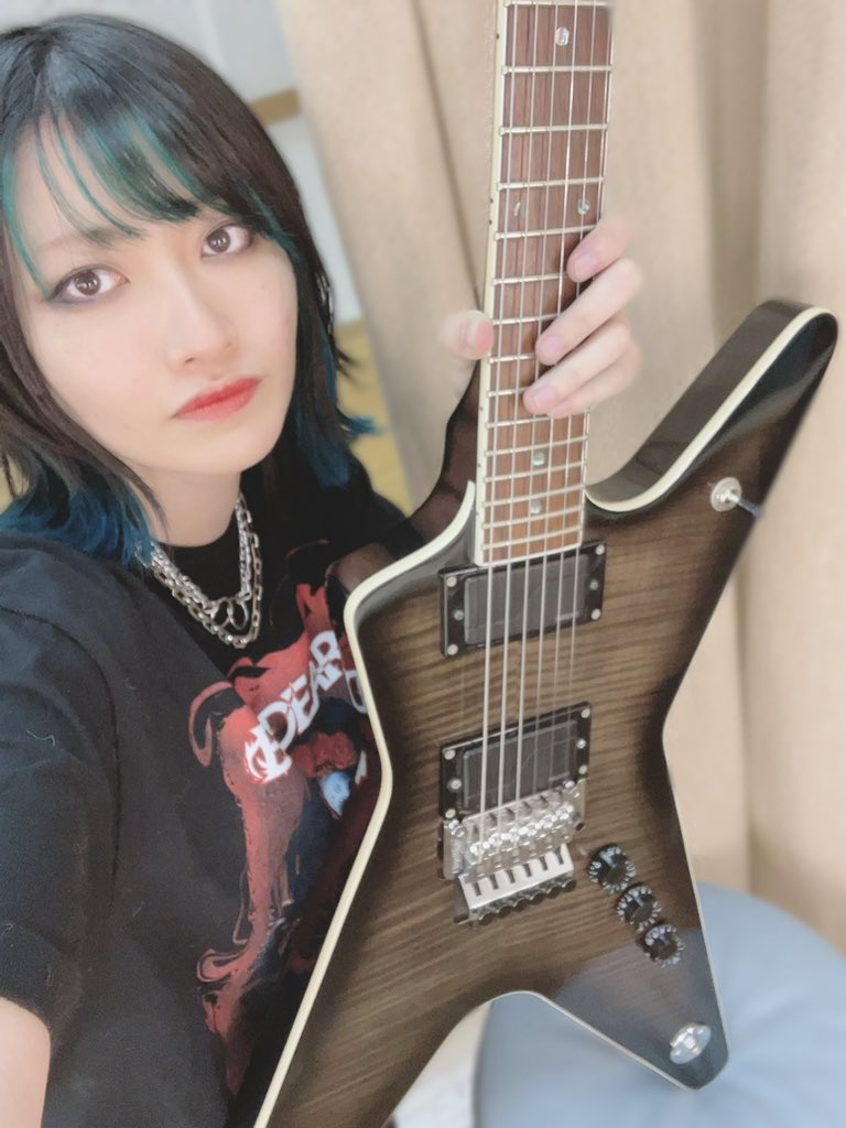 AYUMI_355's tweet photo. 『RockLine Odyssey 2』取り急ぎ
ありがとうございました🔥
ホールで爆音最高！！！！
素敵なイベントでした⚡️

#BRIDEAR https://t.co/COFyRXVGw8