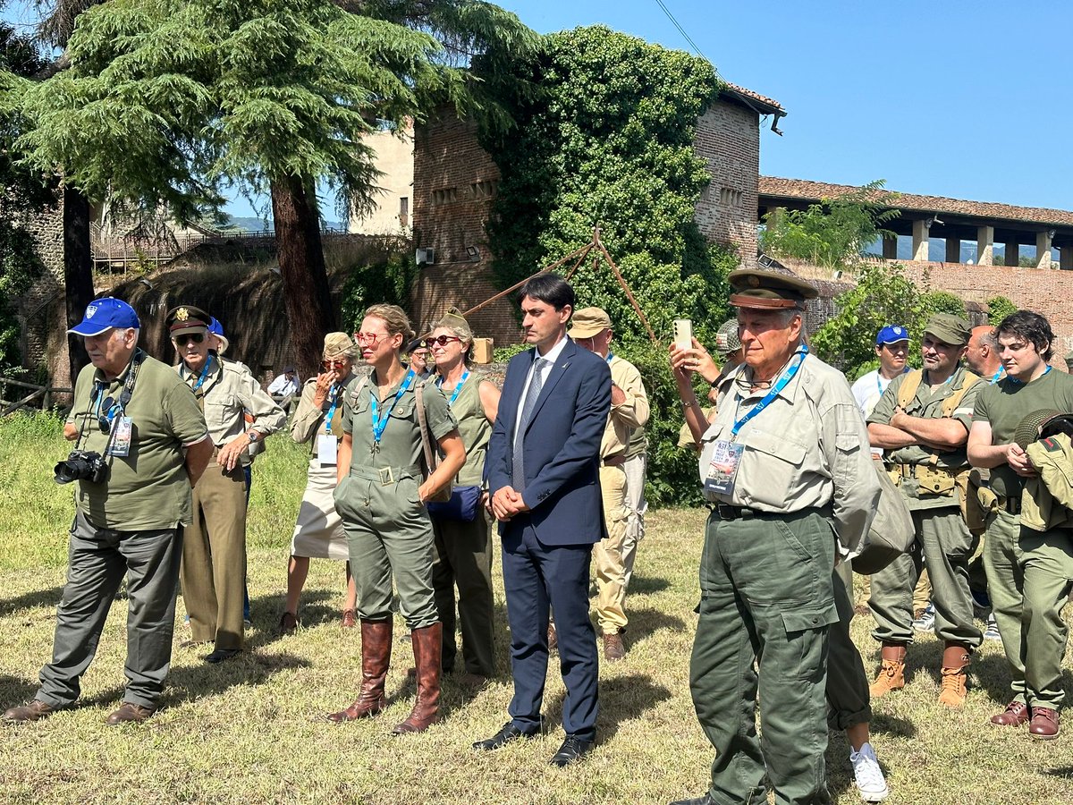 ManfrediPotenti's tweet photo. 🔵ASI MILI-SHOW 2024 - PISTOIA
Sono ospite, quale Presidente dell' Intergruppo "#SentieridellaMemoria", della sezione ASI veicoli militari che oggi e domani, a Pistoia, si esibisce al pubblico con centinaia di mezzi e...
https://t.co/LbVpKvC1Sv https://t.co/nCqplqD6dZ