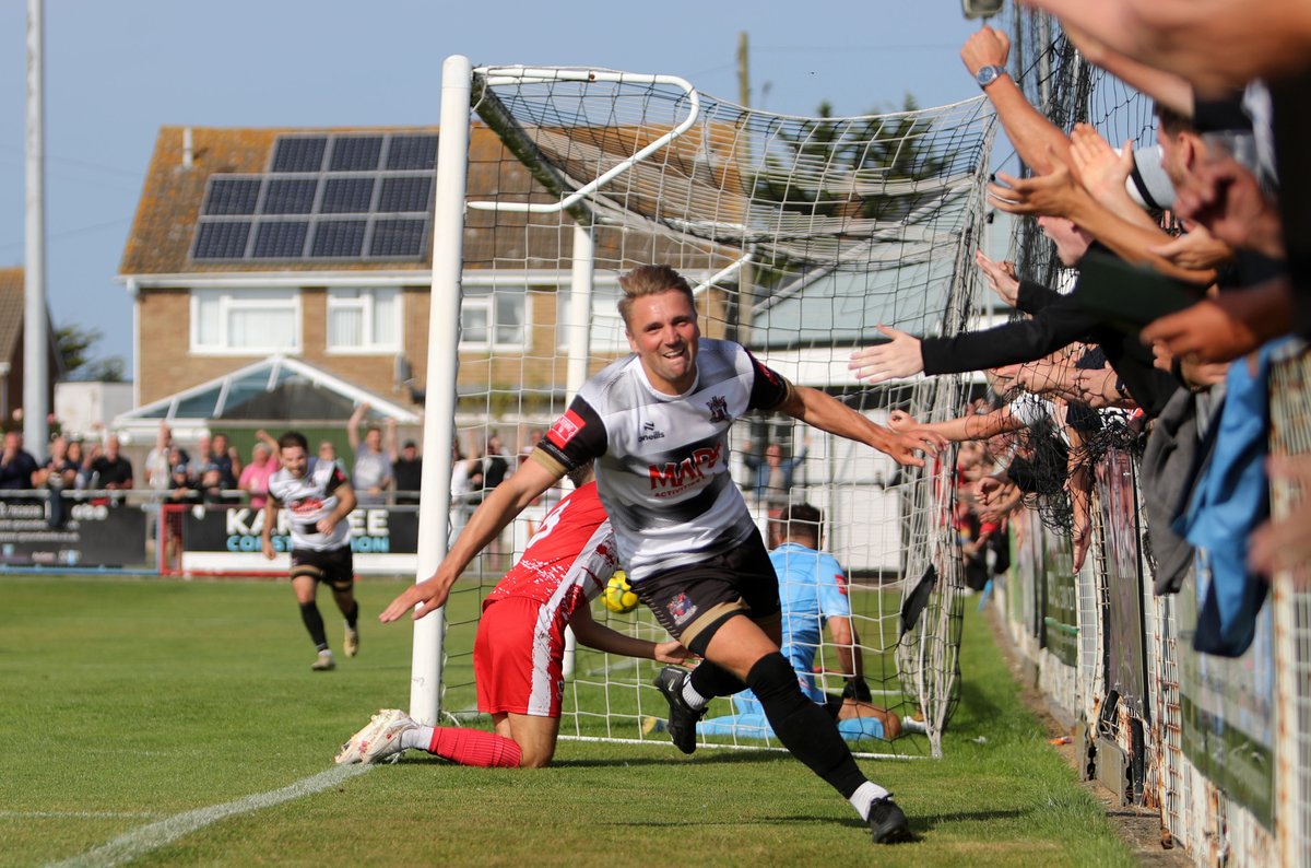 Match photos from Deal Town FC v Ramsgate can be found on my facebook page: Paul Willmott- fotobook