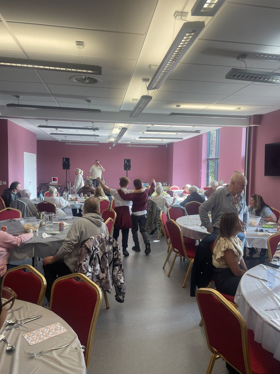 MissLMcNaughton's tweet photo. Yesterday, some P7s volunteered at Cadder Community Hub for the Pensioner’s Afternoon Tea event, where they chatted, served food, played bingo, and even had a wee dance! 💃🏼🕺🏼😄 https://t.co/eE4aPnAht9