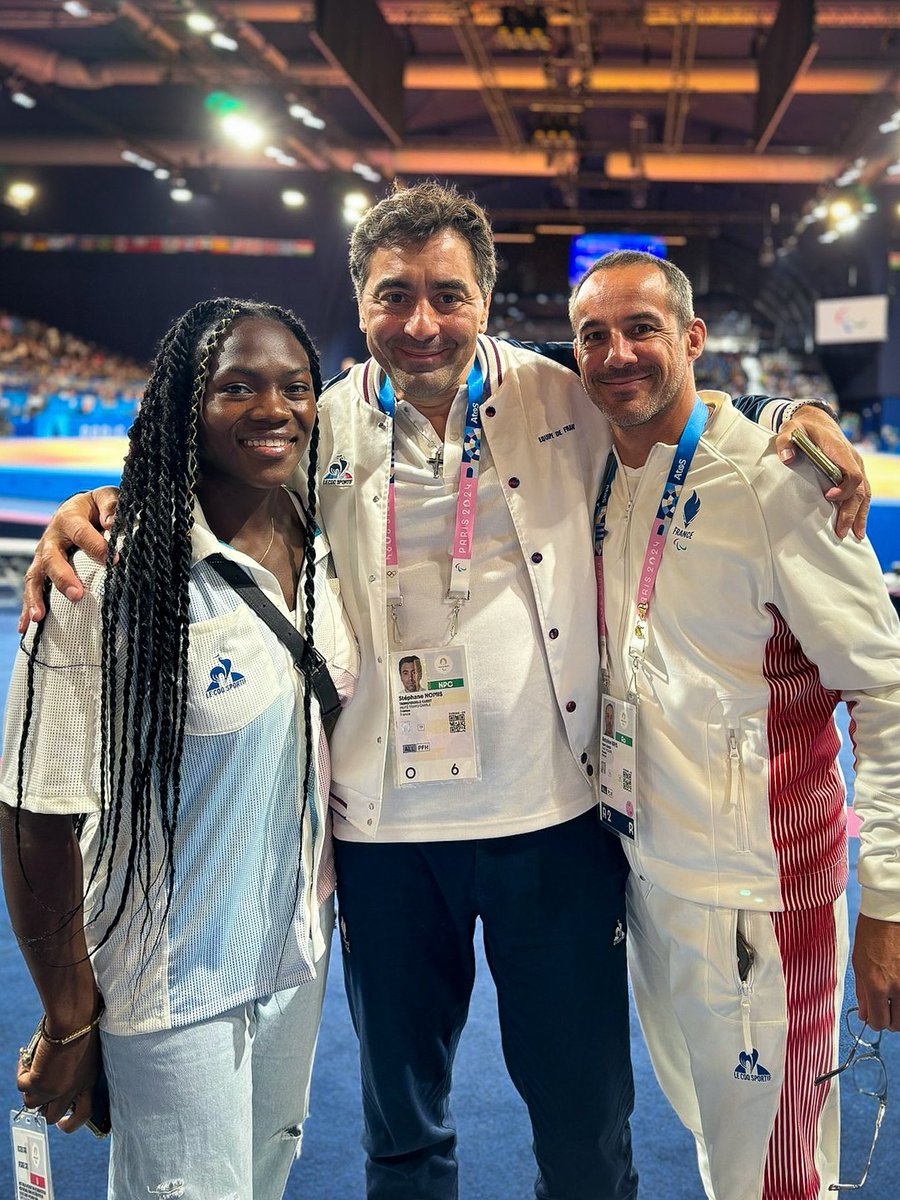 francejudo's tweet photo. Clarisse Agbegnenou et Stéphane Nomis sont à l’Arena Champ-de-Mars pour soutenir nos Bleus ! 💪🤩🇫🇷

Quelle matinée ! 🔥🔥🔥

#EnsemblePourLHistoire #Paris2024 #FierdEtreJudoka https://t.co/2HUZre35sD