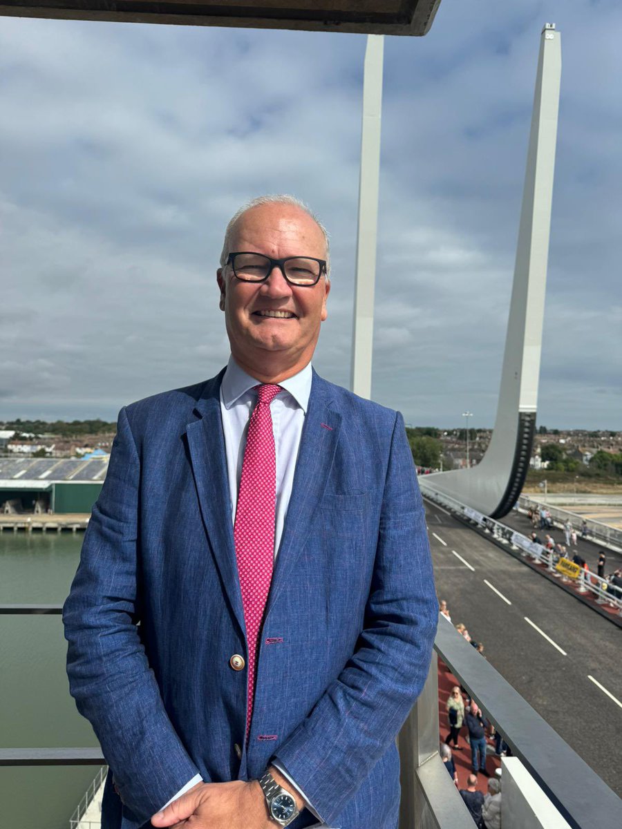 Suffolk CC (@suffolkcc) on Twitter photo Leader of the council, <a href="/HicksCllr/">Councillor Matthew Hicks 🇬🇧</a> said a few words from the control tower before traffic rolls onto the #GullWing.
A historic moment for Lowestoft and Suffolk!
#GullWingopening Leader of the council, <a href="/HicksCllr/">Councillor Matthew Hicks 🇬🇧</a> said a few words from the control tower before traffic rolls onto the #GullWing.
A historic moment for Lowestoft and Suffolk!
#GullWingopening