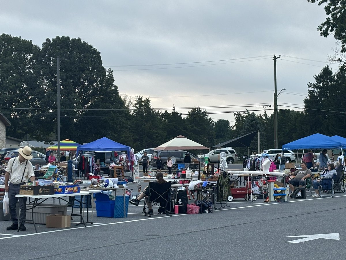 CocEdFoundation's tweet photo. CEF Community Yard Sale is open!! https://t.co/a1vX6D3NB0