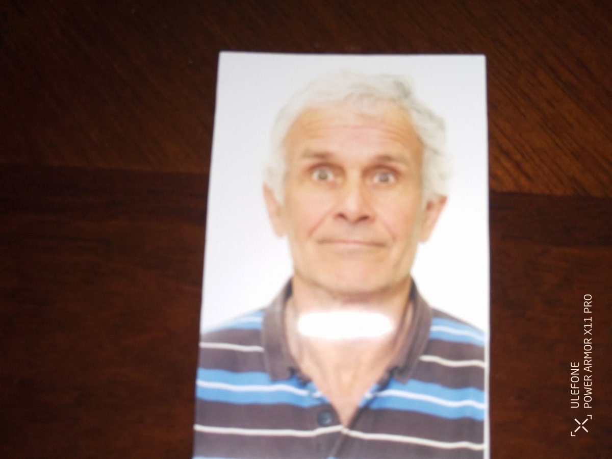 antho_petou's tweet photo. Missing person . He is missing in Istanbul , Taksim square in Thursday 5/09. He is wearing red t shirt, he is Greek . His name is Papadimitriou Dimitris 
Please help us, share 
Contact us #missingperson #İstanbul #greek https://t.co/rBqHTr4hob