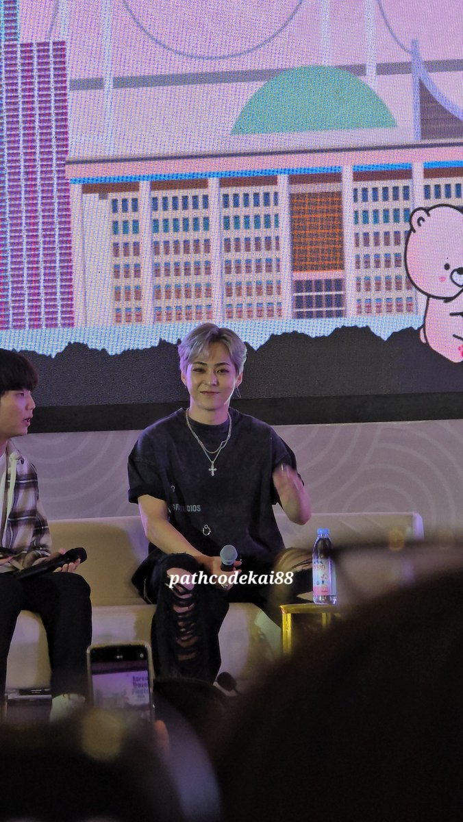 pathcodeKAI88's tweet photo. GUYSSSS! HIS VISUAL IN PERSON WAAAAAHHHH!!!! I HAVE NO WORDS!!!! 🔥🔥🔥

@XIUMIN_INB100 #KoreaTravelFiesta2024 https://t.co/FfKGzFNk05
