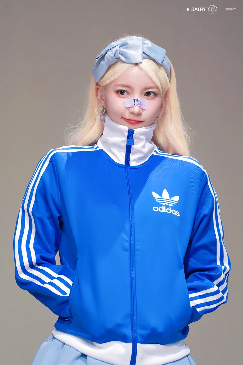 Rainyb_Yubin's tweet photo. 240907 팬사인회 유빈

#오마이걸 #OHMYGIRL #유빈 #Yubin https://t.co/pJ7zubjAuS