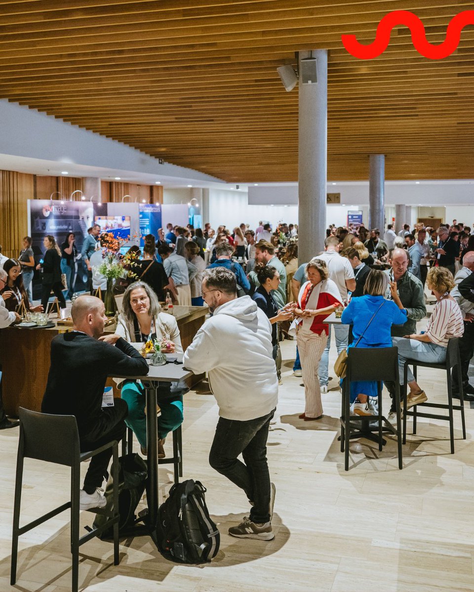 1 month to go! 🚀 Binnen exact 31 dagen openen we onze deuren voor het boeiendste marketingfestival van het jaar: OMconference. Wat je precies mag verwachten?

🗣️ 26 sprekers en hun inzichten
🤝 Informele netwerkmomenten
🍴 Lunch en een apero achteraf

Zien we je op 7 oktober? 👀