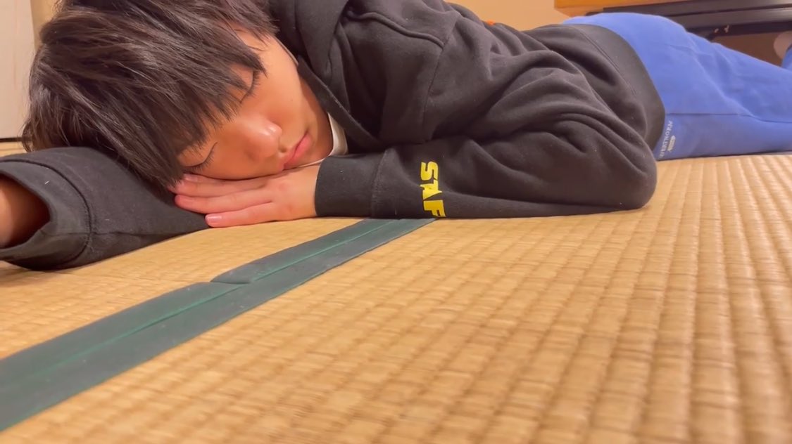 sparkling_321ta's tweet photo. ギャップの鬼一太さん勘弁 https://t.co/T0bVkrikR8