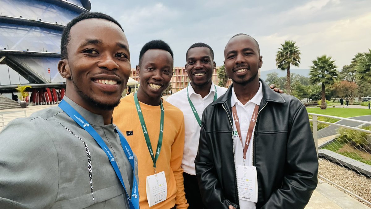 jcniyomugabo's tweet image. It was truly an honor to meet and interact with the delegation from @smachs_org, a non-profit organization led by @charlruto, during the #AFSForum2024.

This organization is dedicated to empowering young people to lead the fight against hunger and climate change in Kenya. 

Their…