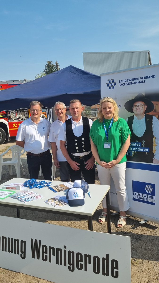 Heute sind wir auf der Ausbildungsmesse in Halberstadt mit unserem BfW vertreten. Kommt vorbei!
