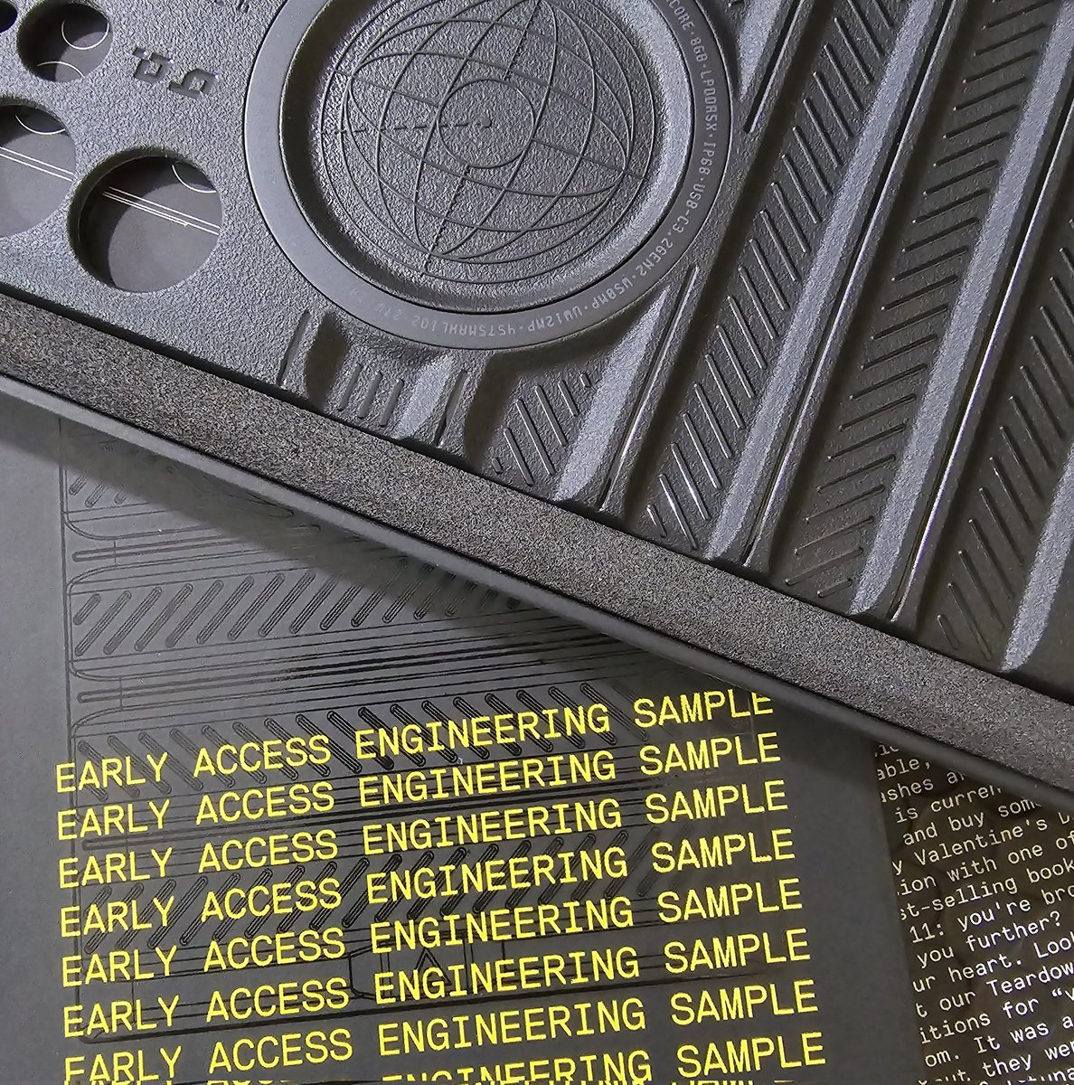 Just received the engineering sample from <a href="/dbrand/">dbrand</a> for my S24 Ultra. Interesting concept. 
توني إستلمت عينة الاختبار من شركة دي براند لمنتج جديد للجوالات بشوف كيف الوضع و ابلغكم