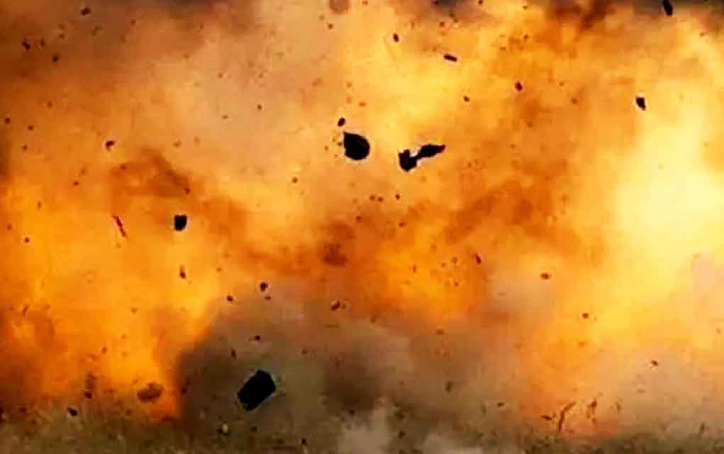 সীতাকুণ্ডে জাহাজ ভাঙা কারখানায় বিস্ফোরণ, দগ্ধ কমপক্ষে ১০