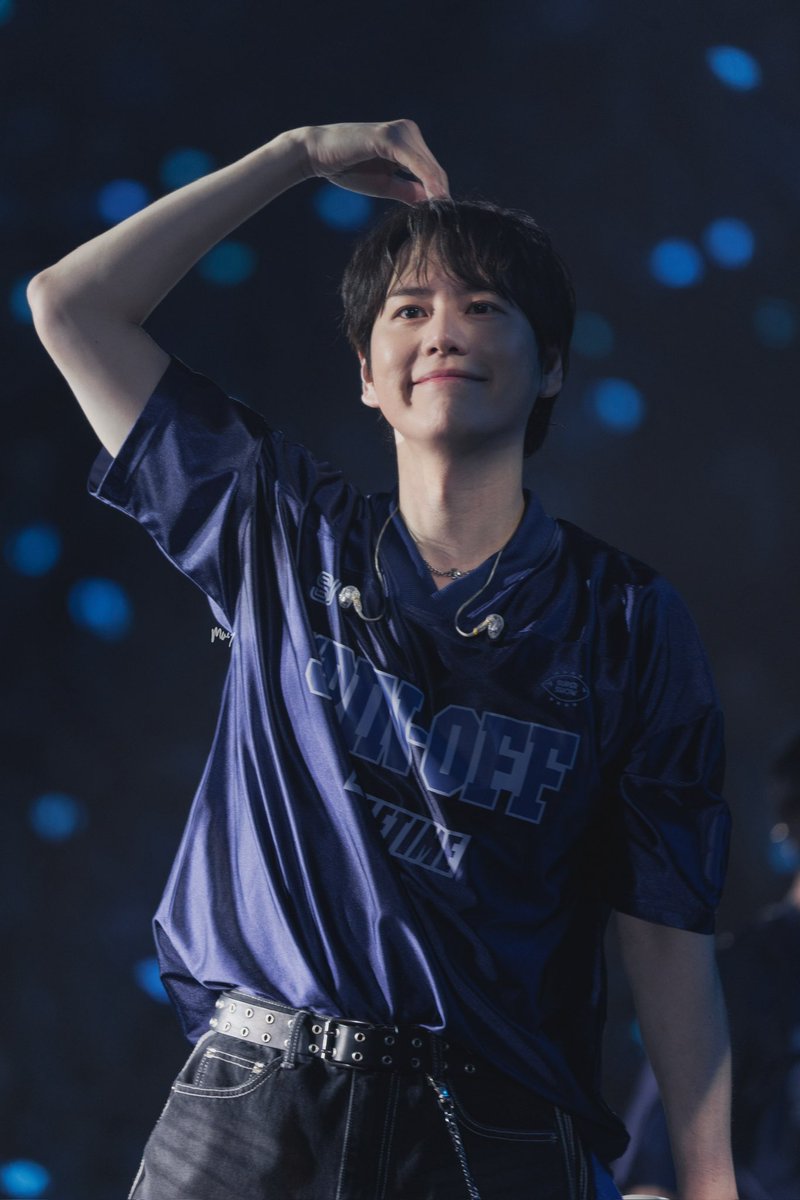 23mmm_v4's tweet photo. 240907 Super Show Spin-Off: Half Time in Hong Kong Day 2
-
사랑해요💙
@GaemGyu 
-
#SUPERSHOW_SPIN_OFF_HALFTIME 
#SUPERSHOW_SPIN_OFF_HALFTIME_HK 
#KYUHYUN #규현 
#SUPERJUNIOR #슈퍼주니어 https://t.co/ppINgCbeGM