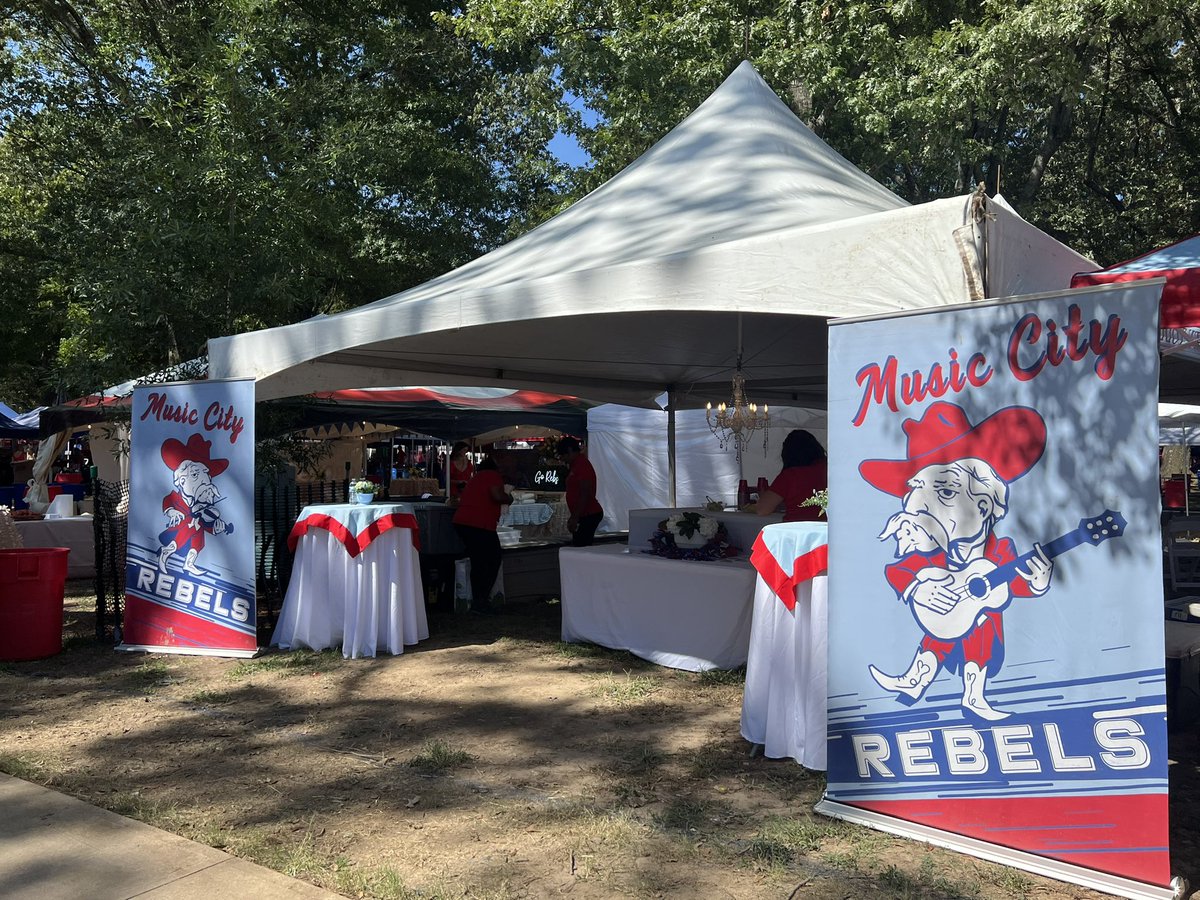 BradLoganCOTE's tweet image. THE GROVE SPOTLIGHT:

-Presented by @TeeWhitesHQ 

#OleMiss | #TheGrove
