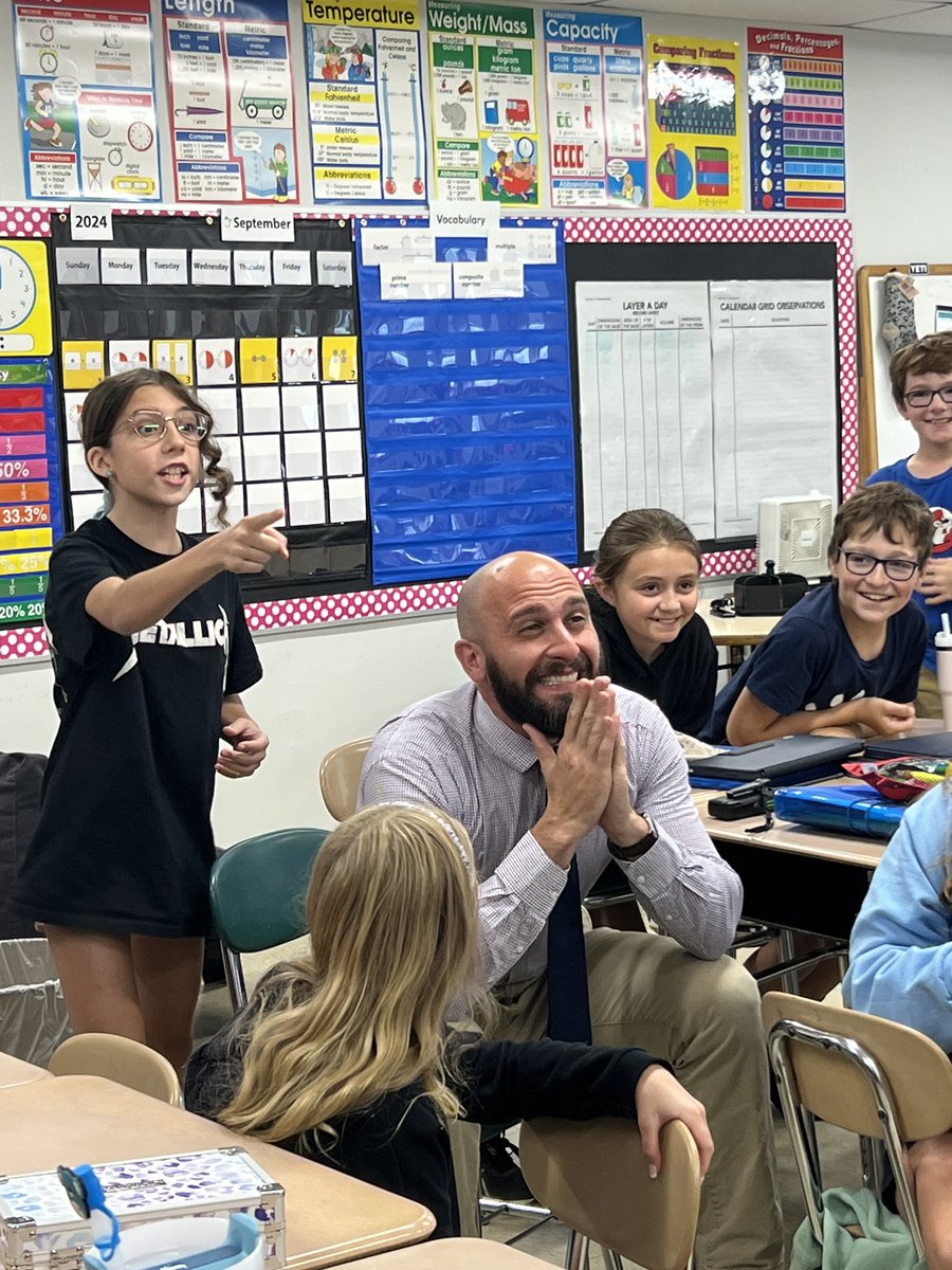 maureenmcohen's tweet image. Mr. Cuomo dared to take on our grade 5 math experts in a math fact battle! Grade 5 experts for the win. #MURSD