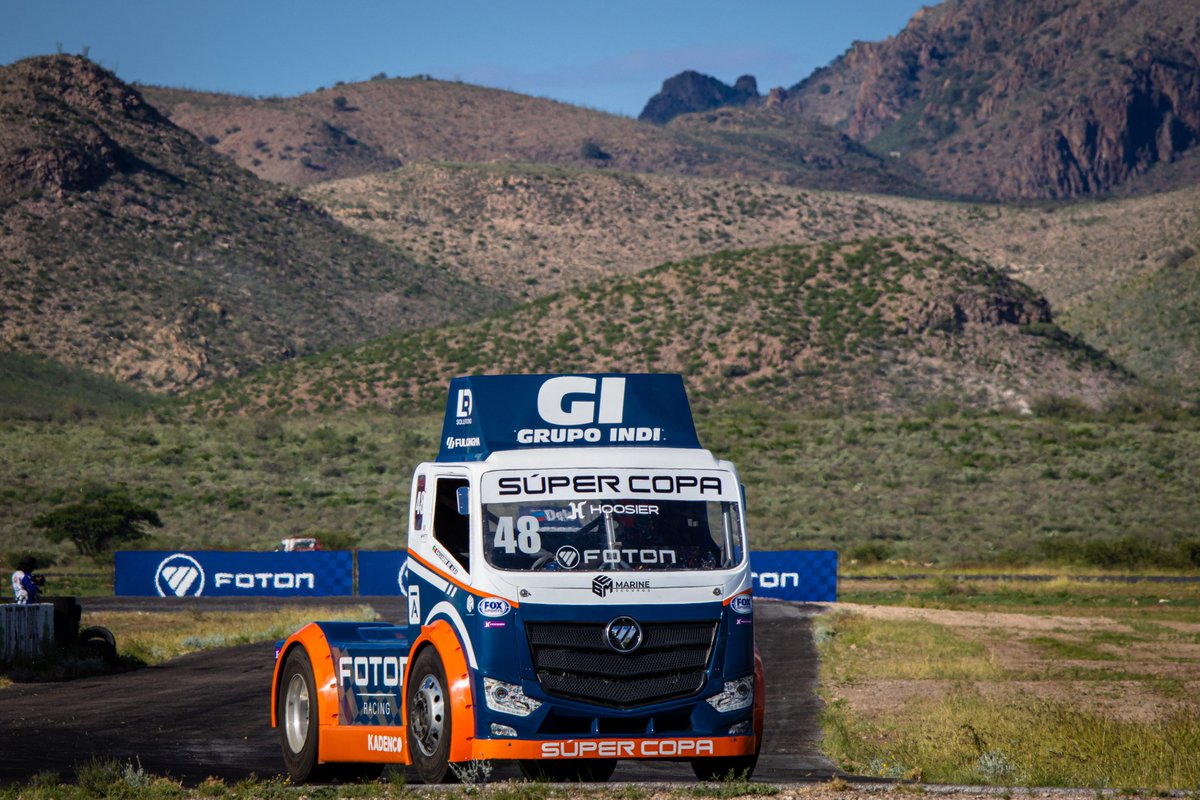 SuperCopaMex's tweet photo. Con los Tractocamiones, comenzó el día en Chihuahua 📸

#SuperCopaRoshfrans #SCCuu #SúperCopaRoshfransChihuahua #AlimentamosTuPasión #GTM #Formula5 #Tractocamiones #MexBike https://t.co/IbOtIorNSL