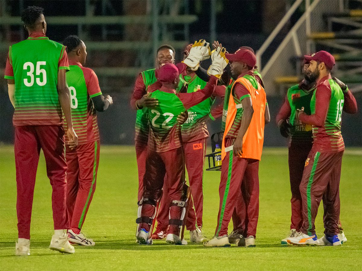 zcdomestic's tweet image. #𝗡𝗣𝗟𝗧𝟮𝟬𝗕𝗹𝗮𝘀𝘁 𝗙𝗶𝗻𝗮𝗹. At the halfway point, SOGO Rangers are 95/3

(Mathew Welch 10*, Sean Williams 8*)

Live streaming ▶️ t.ly/4Z3t_

📝: t.ly/PstUw

#SayEHE #ItsYourGame
