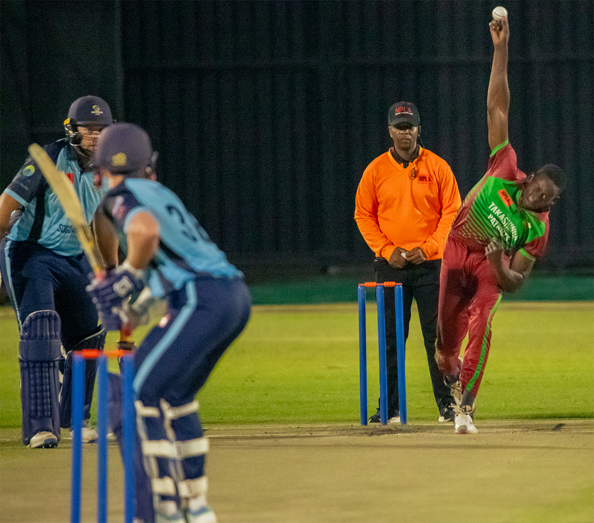zcdomestic's tweet image. #𝗡𝗣𝗟𝗧𝟮𝟬𝗕𝗹𝗮𝘀𝘁 𝗙𝗶𝗻𝗮𝗹. At the halfway point, SOGO Rangers are 95/3

(Mathew Welch 10*, Sean Williams 8*)

Live streaming ▶️ t.ly/4Z3t_

📝: t.ly/PstUw

#SayEHE #ItsYourGame