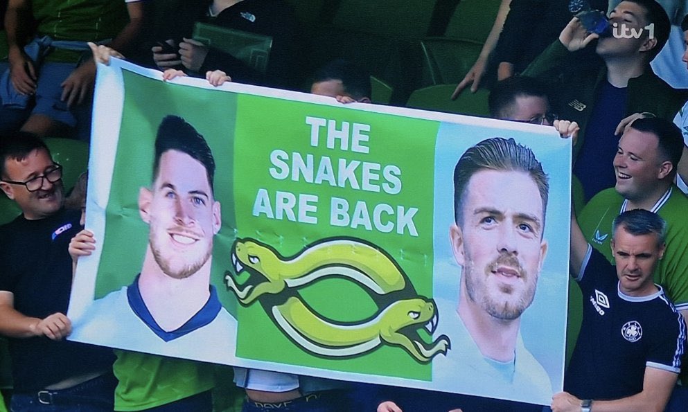 robbiexmeakin's tweet image. And they've both ssssssssssssscored 🐍

🇮🇪🏴󠁧󠁢󠁥󠁮󠁧󠁿 #IRLENG