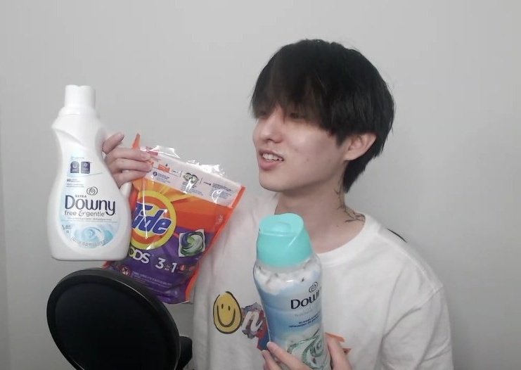 simpingjp's tweet photo. kurang umkm apa artis kita ini?? hes all rounder https://t.co/GT6MDpycgq