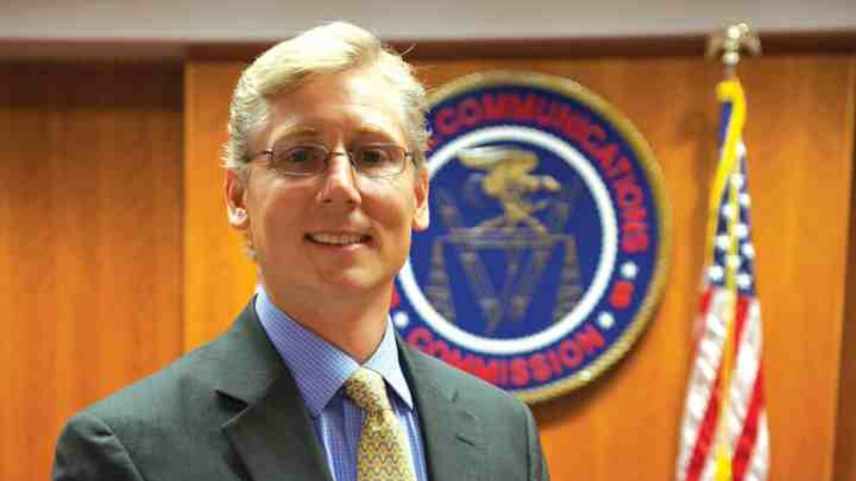 SIVRInterp's tweet image. 🌐 Gregory Hlibok: An influential figure in disability rights, leading the FCC&apos;s Disability Rights Office. His appointment marked a significant step forward for inclusive communication. #aslinterpreter #videointerpreter [azsigning.com] [azsigning.com/about-me/]