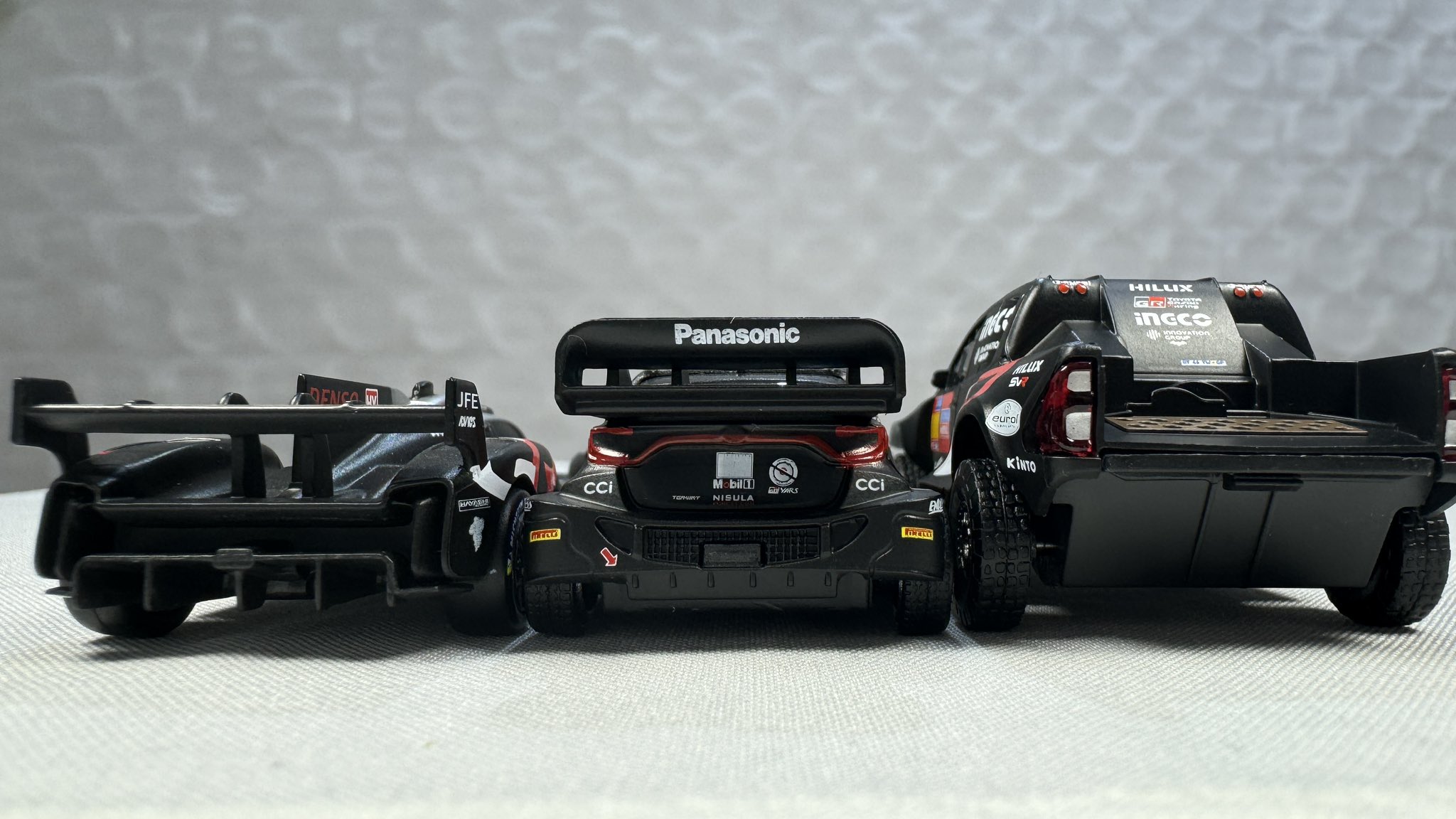 TGR 限定品 1/64 ミニカー プルバックカー 3台セット　おまけ付き TGR限定品 1/64 ミニカー プルバックカー 3台セット GR GAZOO