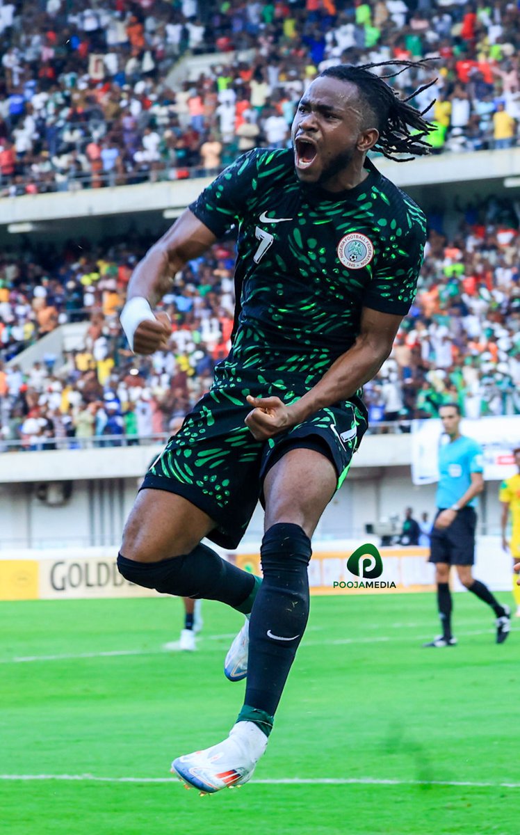 nellydraxler's tweet photo. Give him the Ballon'D'or already one of Africans best players of this generation 🇳🇬🇳🇬🇳🇬 
#ademolalookman 
#nigeriabenin https://t.co/dT7YlaYSxi