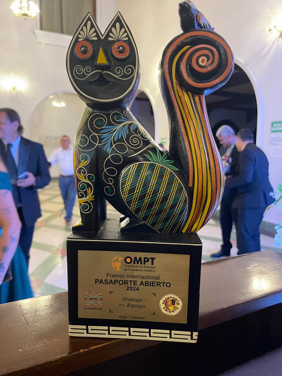 Nuestras felicitaciones para la Cámara de Comercio y Turismo de El Valle de Antón, que se trae para Panamá el premio Pasaporte Abierto 2024. 

Categoría: Trabajo en Equipo.!!!

<a href="/ATP_panama/">Autoridad de Turismo de Panamá</a> <a href="/promtur_panama/">PROMTUR PANAMA</a> <a href="/PanamaCamtur/">Camtur Camara Nacional de Turismo.</a> <a href="/ValledAnton/">ElValledAnton</a> 
#Turismo #Panamá