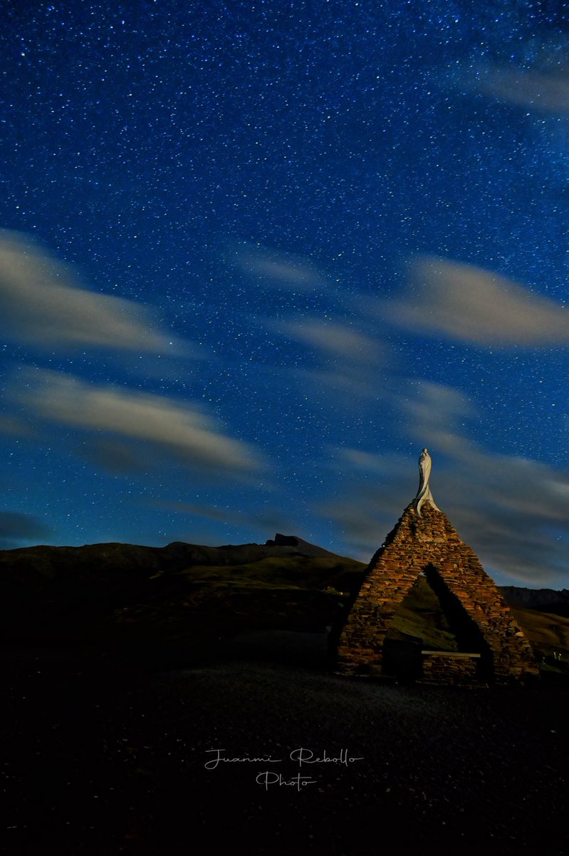 El #veleta desde el mirador de la Virgen de las Nieves #SierraNevada ⁦<a href="/hacerfotos/">Antonio (@hacerfotos)</a>⁩