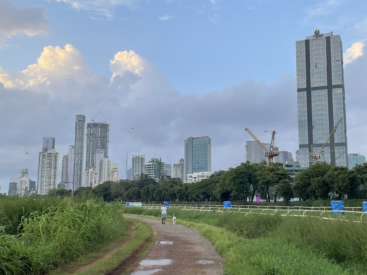VishalBhargava5's tweet photo. Prestige makes its presence felt at Mumbai. Been a fast drive for this building overlooking the Mahalaxmi Racecourse. Its magnum opus will come up next to this: Liberty Towers. 1) 200m 2) 290m. 
Will make for a dazzling addition to the Mumbai skyline. https://t.co/9ALUwHBoUe
