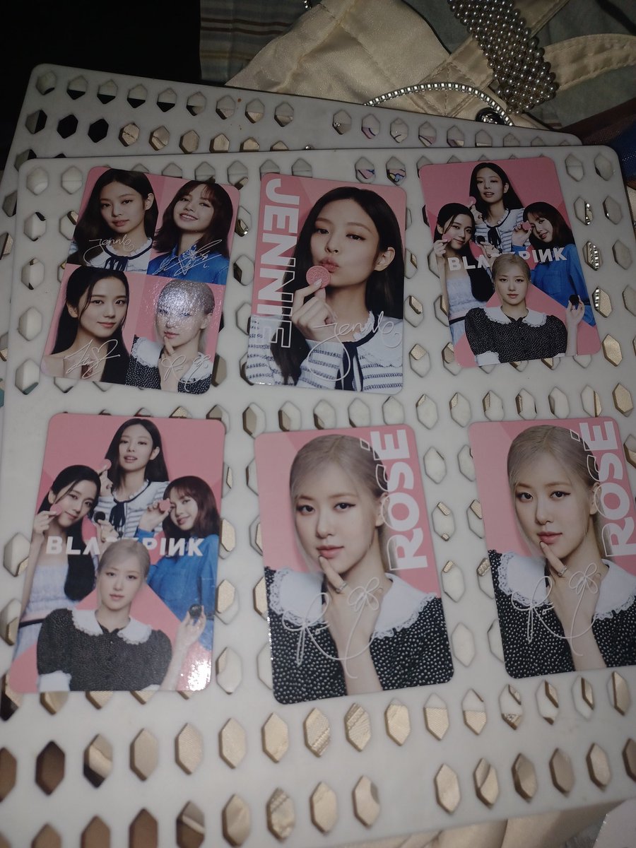 WTS • LFB • PH 

📣• BLACKPINK Oreo Photocard [ONHAND]

Photocard 
• Price: ₱50each + Lsf

Info
• MOP : Gcash
• MOD : J&amp;T, lalamove

Dm to claim !