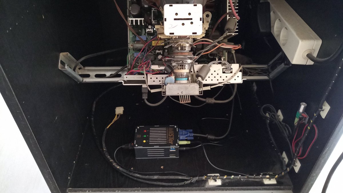 卩卂乃ㄥㄖ 千ㄖ尺匚乇几 丂ㄖㄥ乇尺 tweet media