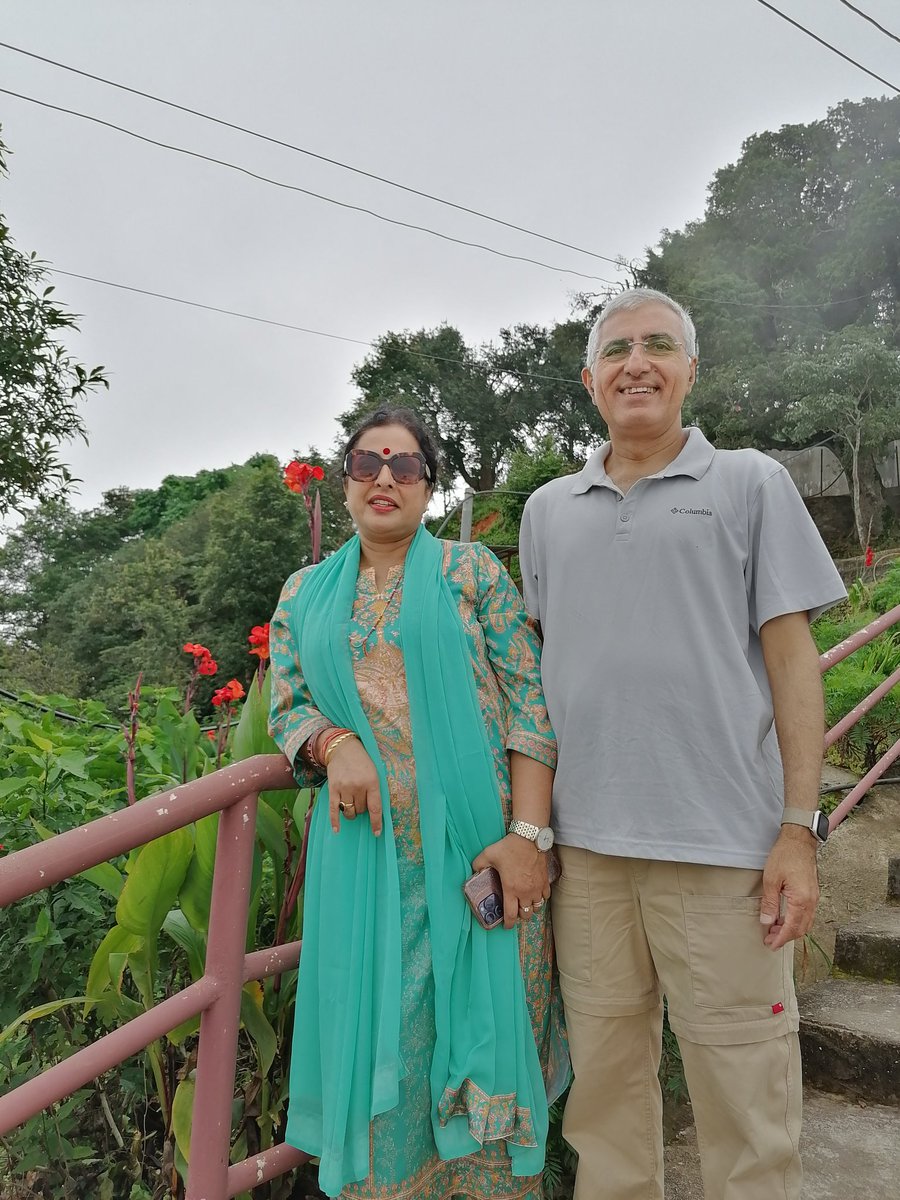 lpbhanu's tweet photo. We become what we see through our mind´s eye.

मनको आंखाले जस्तो देखिन्छ त्यस्तै बनिन्छ । https://t.co/Qgu9VTHP01