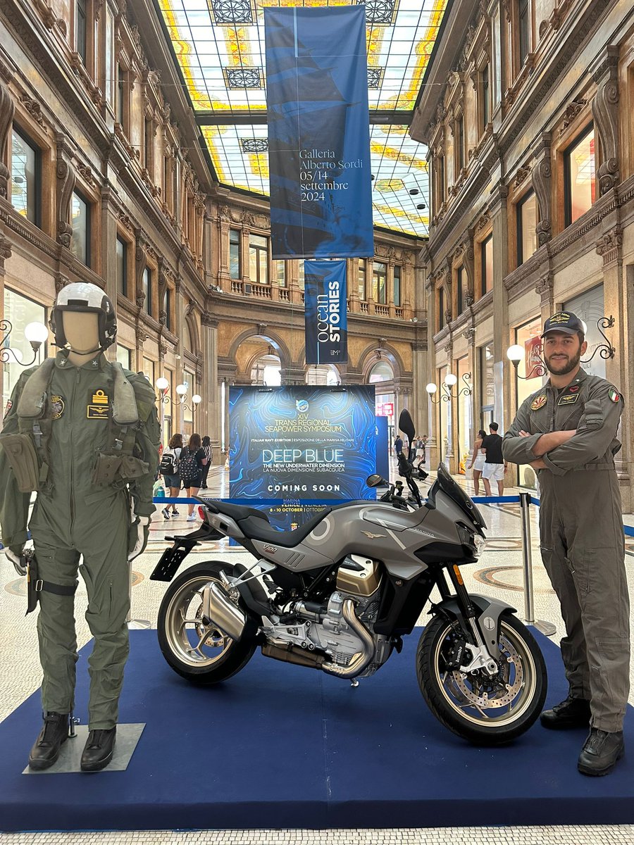 Immergiti nel mondo #MarinaMilitare! 
“Ocean Stories. The Italian Navy exhibition”,
organizzata dalla #MarinaMilitare e prodotta da <a href="/magister_art/">Magister Art</a>

Se vuoi entrare in #Marina, chiedi informazioni!

Ti aspettiamo fino al 14 settembre a #Roma in <a href="/GalleriaA_Sordi/">GalleriaAlbertoSordi</a>