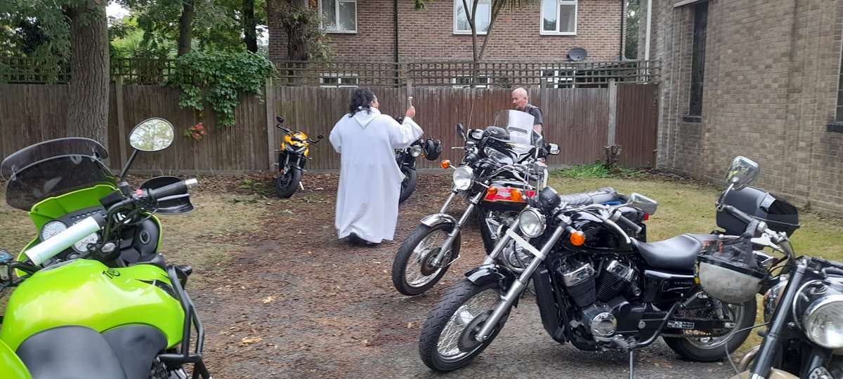 sparklyrev tweet media