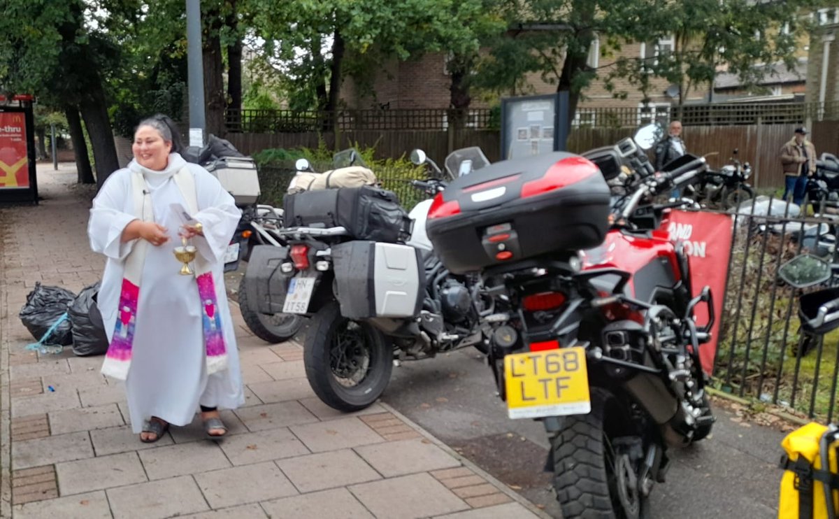 sparklyrev tweet media