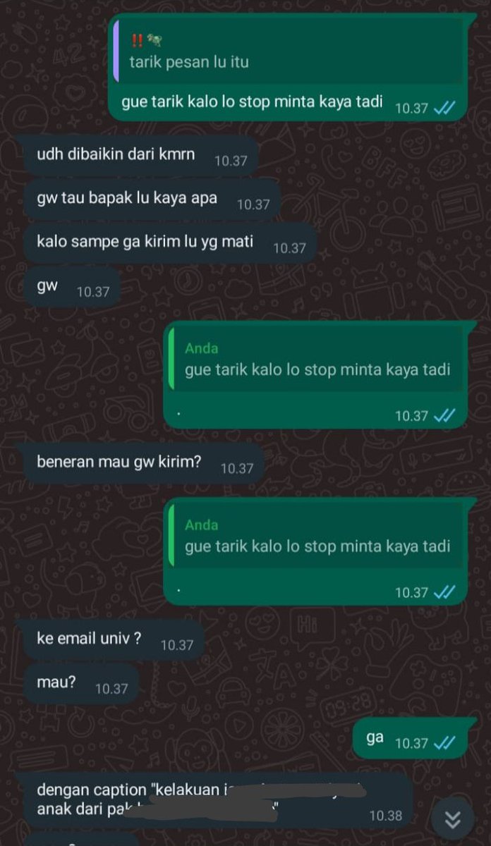 gais tolong donggg, ini adek aku kena pelecehan dr mantannya. mereka udh putus dr lama bgt, tp dia ngancem sampe skrng. fotonya di edit sama si bangsat ini jd nude (pdhl adekku ga pernah kyk gini, dia cmn modal foto muka adekku trus di edit sendiri) ini bisa dilaporin kemana ya??