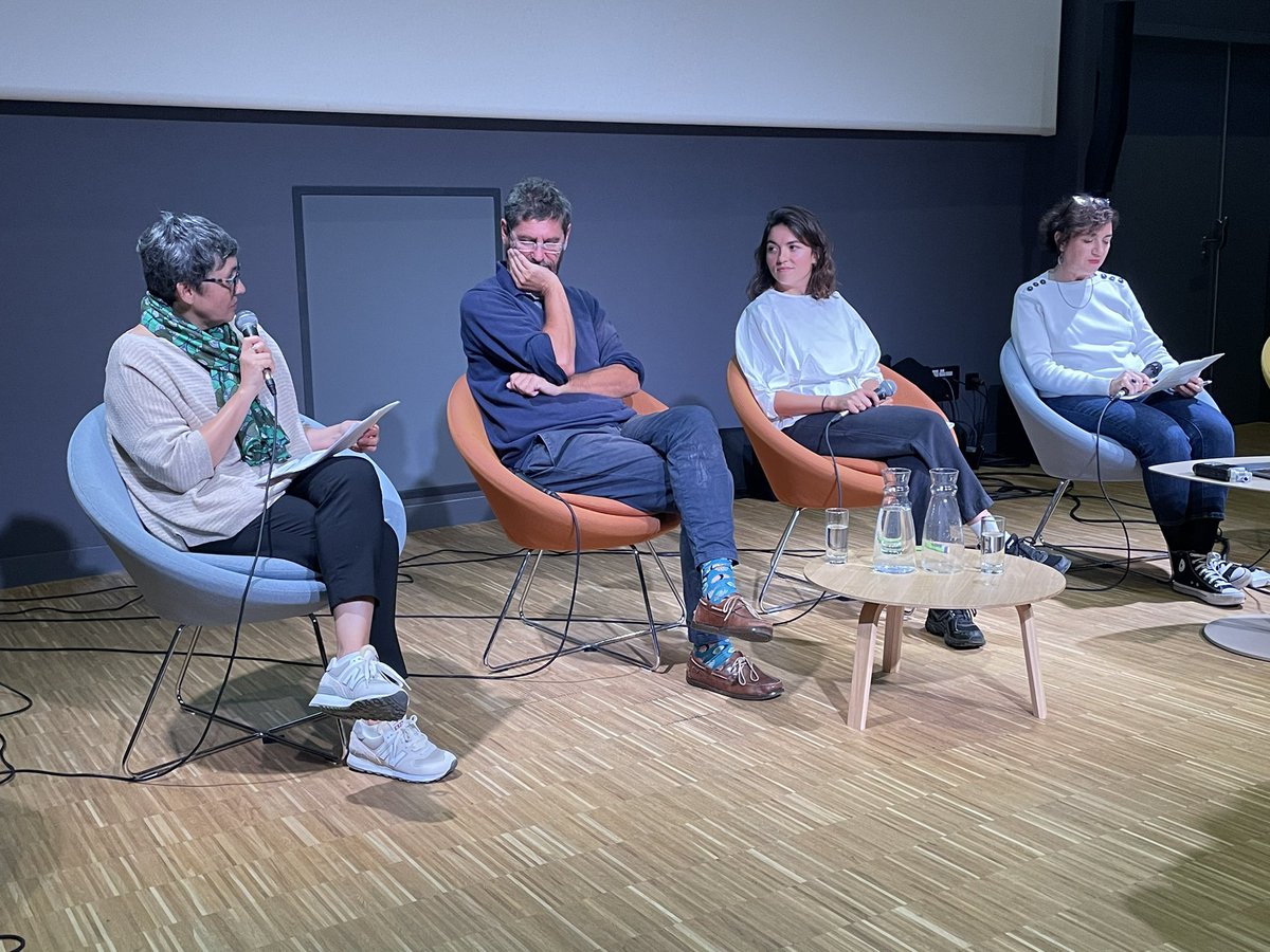 CNRS Aquitaine (@cnrsaquitaine) on Twitter photo Quelle agriculture pour demain ? La #science rencontre la #photographie lors de la conférence organisée par la <a href="/VillaPerochon/">Villa Pérochon</a> à #Niort avec Vincent Bretagnolle du <a href="/CEBC_ChizeLab/">CEBC/ChizéLab</a> et deux photographes de la #grandecommandephoto de la <a href="/laBnF/">La Bibliothèque nationale de France</a> 🚜📸 🐝 Quelle agriculture pour demain ? La #science rencontre la #photographie lors de la conférence organisée par la <a href="/VillaPerochon/">Villa Pérochon</a> à #Niort avec Vincent Bretagnolle du <a href="/CEBC_ChizeLab/">CEBC/ChizéLab</a> et deux photographes de la #grandecommandephoto de la <a href="/laBnF/">La Bibliothèque nationale de France</a> 🚜📸 🐝