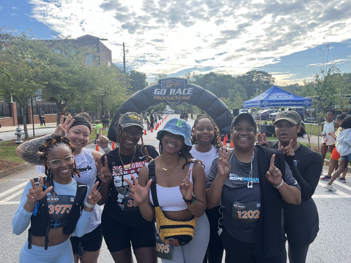 VerniseHarris's tweet photo. APS 5K 2024 Fun Run. https://t.co/ZEayVgH5nn