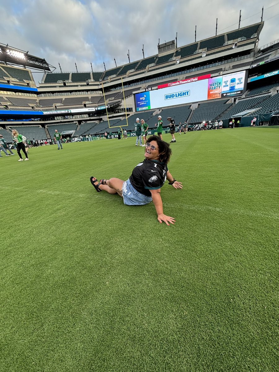 yoochlo's tweet photo. GO BIRDS🦅
@PhillySports724 https://t.co/sz5Ua4s8W9