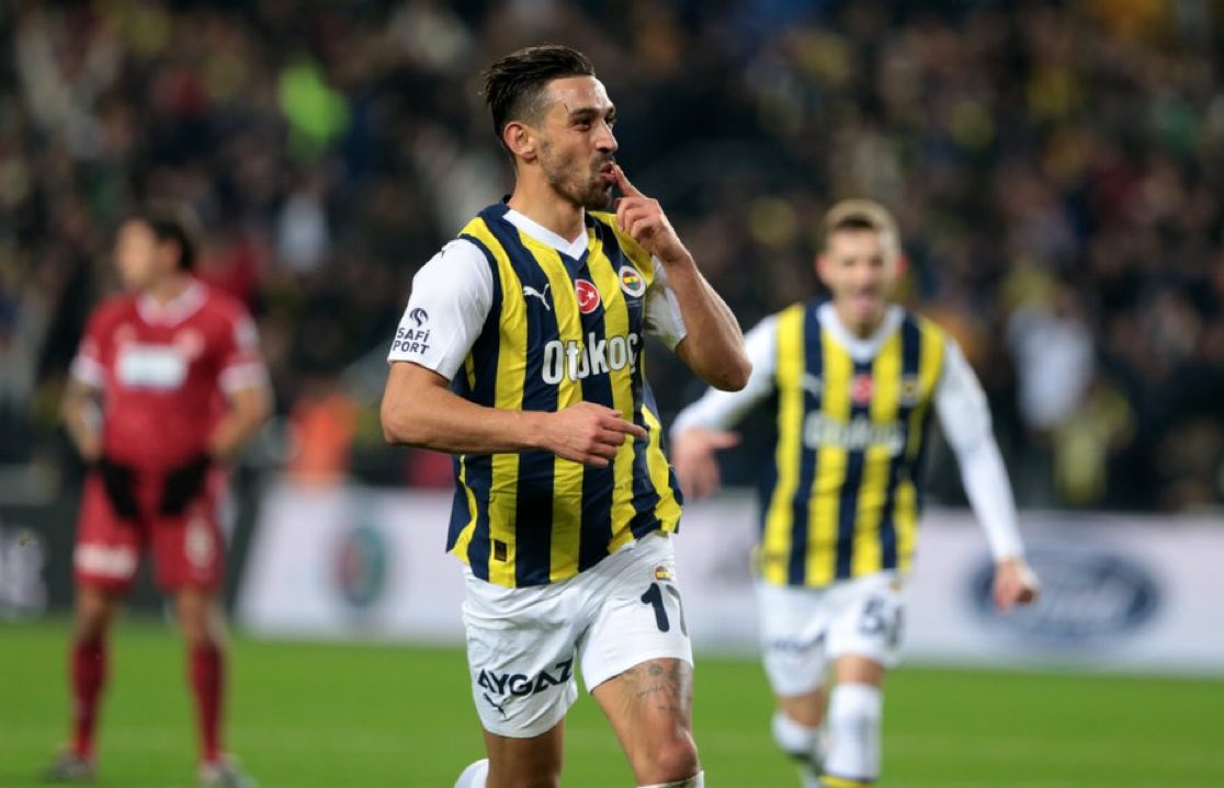 propa_fener's tweet photo. Fenerbahçe, İrfan Can Kahveci  ile yeni sözleşme için her konuda anlaşma sağladı.

🔗 Takvim https://t.co/HJDDyjIl6N