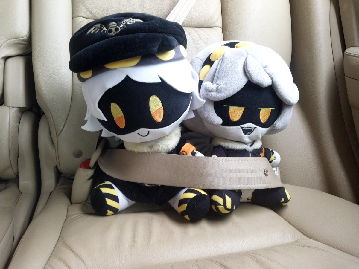 ADUvCAT's tweet photo. Road trip with V! Part 5..?.. Now with N💛!!

With ✨FOREVER✨(Best song ever🔥) playing!
Yippers

(THEY ARE NOT BEING KIDNAPPED I SWEAR😭😭) 

#MurderDrones #MDtwt #Vplushie #Nplushie #NxV #eNVy for life💗 https://t.co/vPs4Y1NwSa