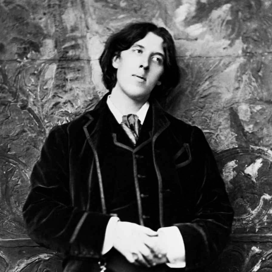 "La desobediencia, a los ojos de cualquiera que haya leído la historia, es la virtud original del hombre. Es mediante la desobediencia como se ha progresado, mediante la desobediencia y mediante la rebelión".

- Oscar Wilde