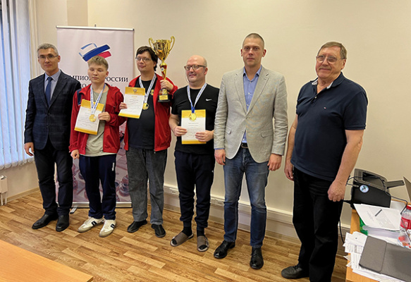 Chess World tweet media