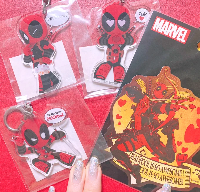 フォロワーさんが昔出てたグッズ譲ってくれた全部かわいすぎる嬉しい 