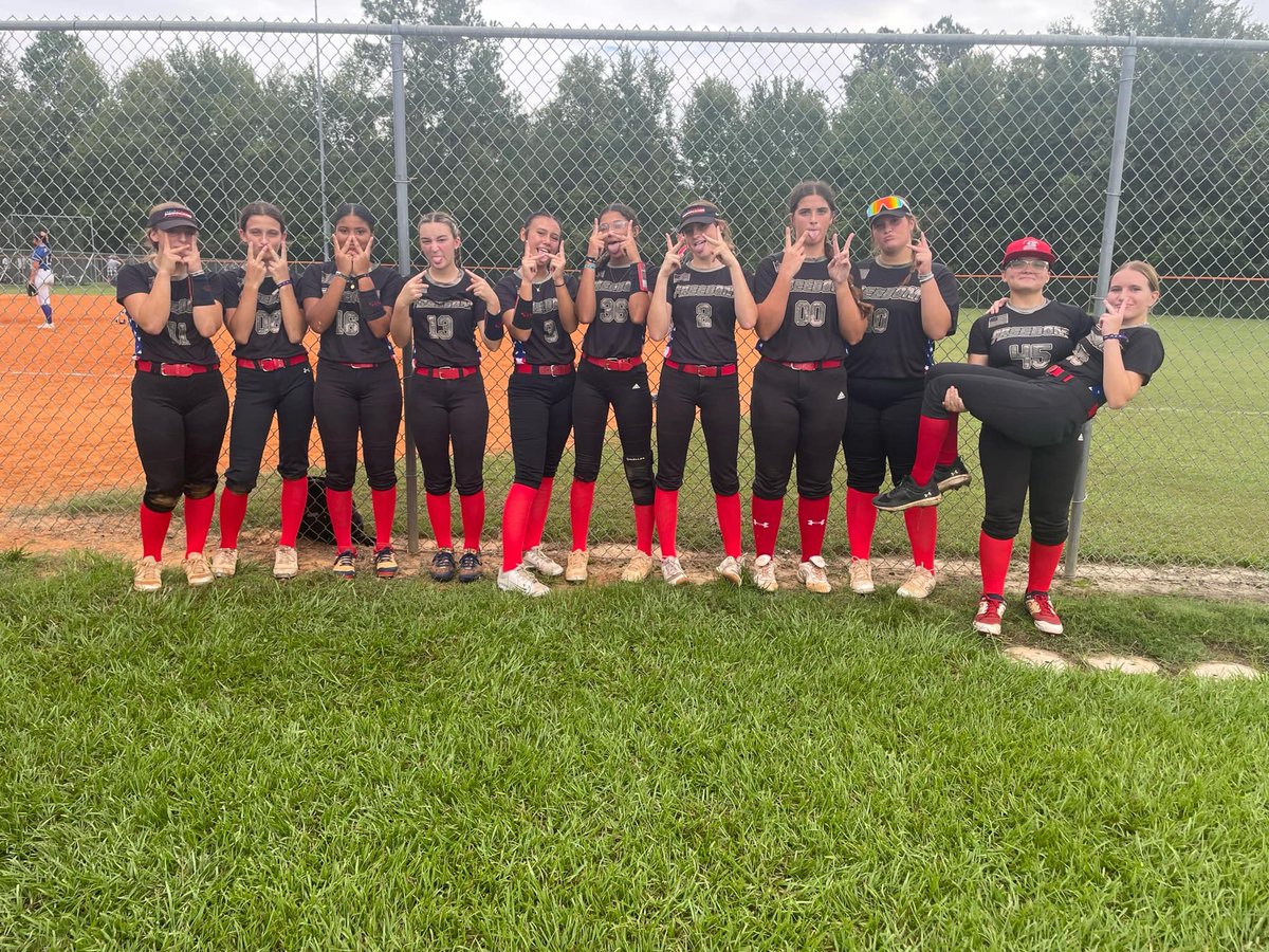 FREEDOM SOFTBALL tweet media