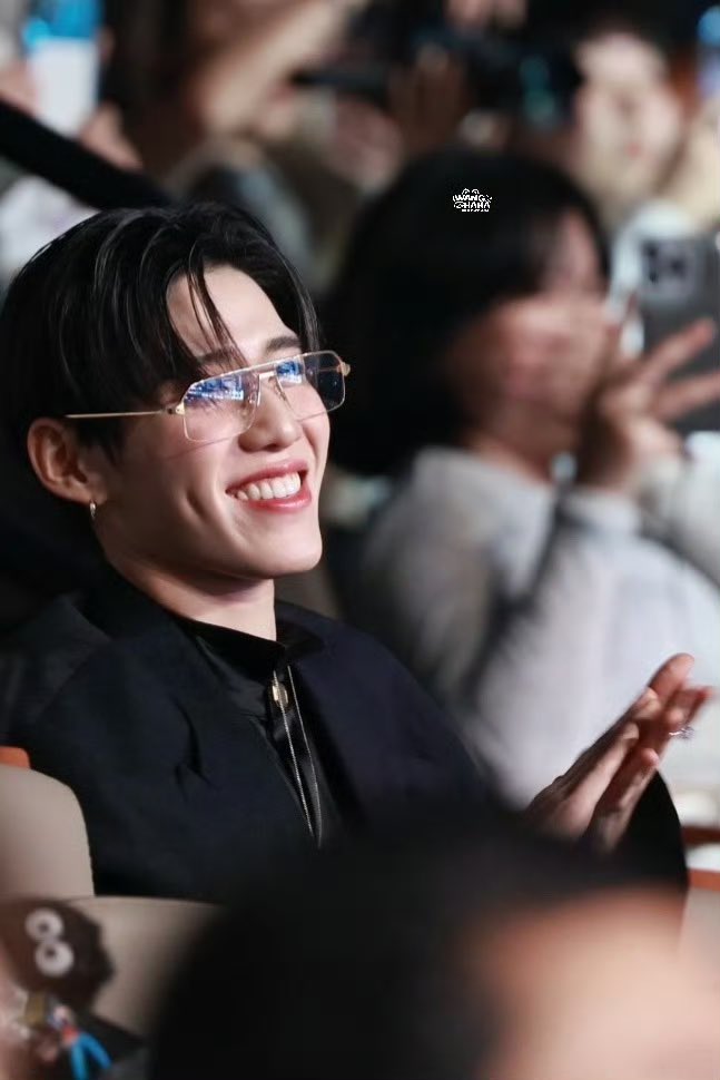 คุณลู่ tweet media