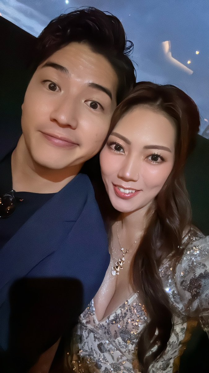 りーまるちゃんといるのが一番安心するから、どんな時も一緒にいる。

仕事でもプライベートでも、ずっと離れず一緒にいられるのが僕らのスタイル。

人生は限りがあるからこそ、大好きな人との時間を何よりも大切にしたいと思う。

#安田家の日常 #365日24時間ずっと一緒夫婦 #8年目 #夫婦円満の秘訣