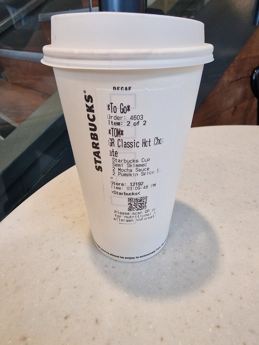 Hey <a href="/Starbucks/">Starbucks</a> pumpkin spice hot chocolates are amazing, just saying 😋 🍁🎃