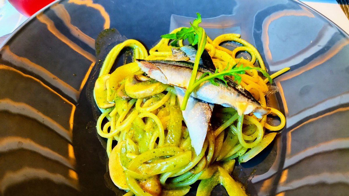debupoppo's tweet photo. 秋刀魚のパスタ。大変美味しゅうございました。
コスメに服に雑貨にと、買いたいものぜーんぶ買えた最高のショッピングデーになりました🛍️
あちこちお付き合いいただいた友人に感謝！ https://t.co/cLEL0cbfrf